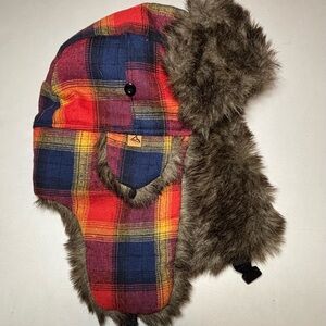 Aviator Hat Red &‎ Blue Orange
Plaid - Chillmeister . New faux fur lined.